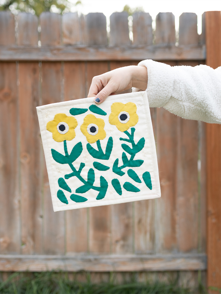 it's all in the stitch - Floral Scene DIY Sewing Kit