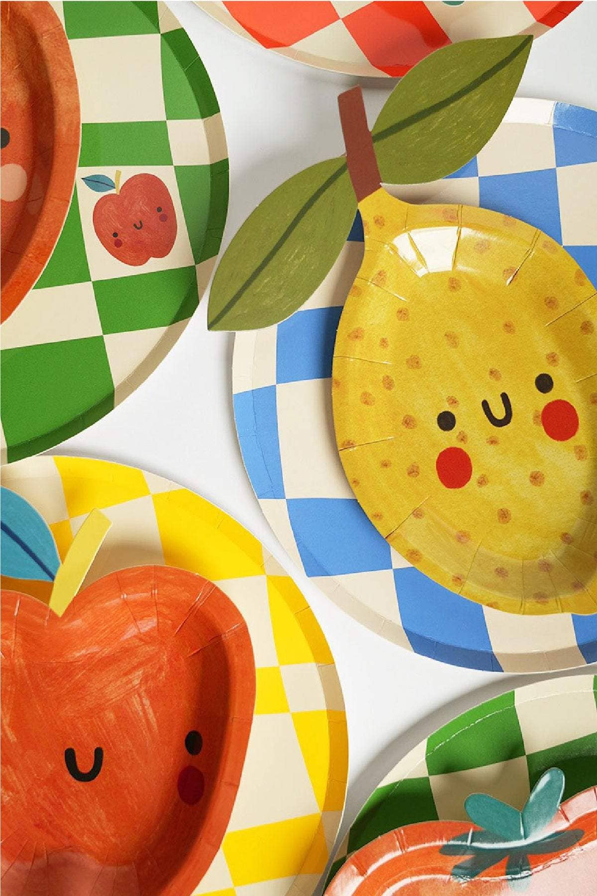 POP Party Supplies, LLC - Checkered Dinner Paper Plates (x12) - Little Chef Collection