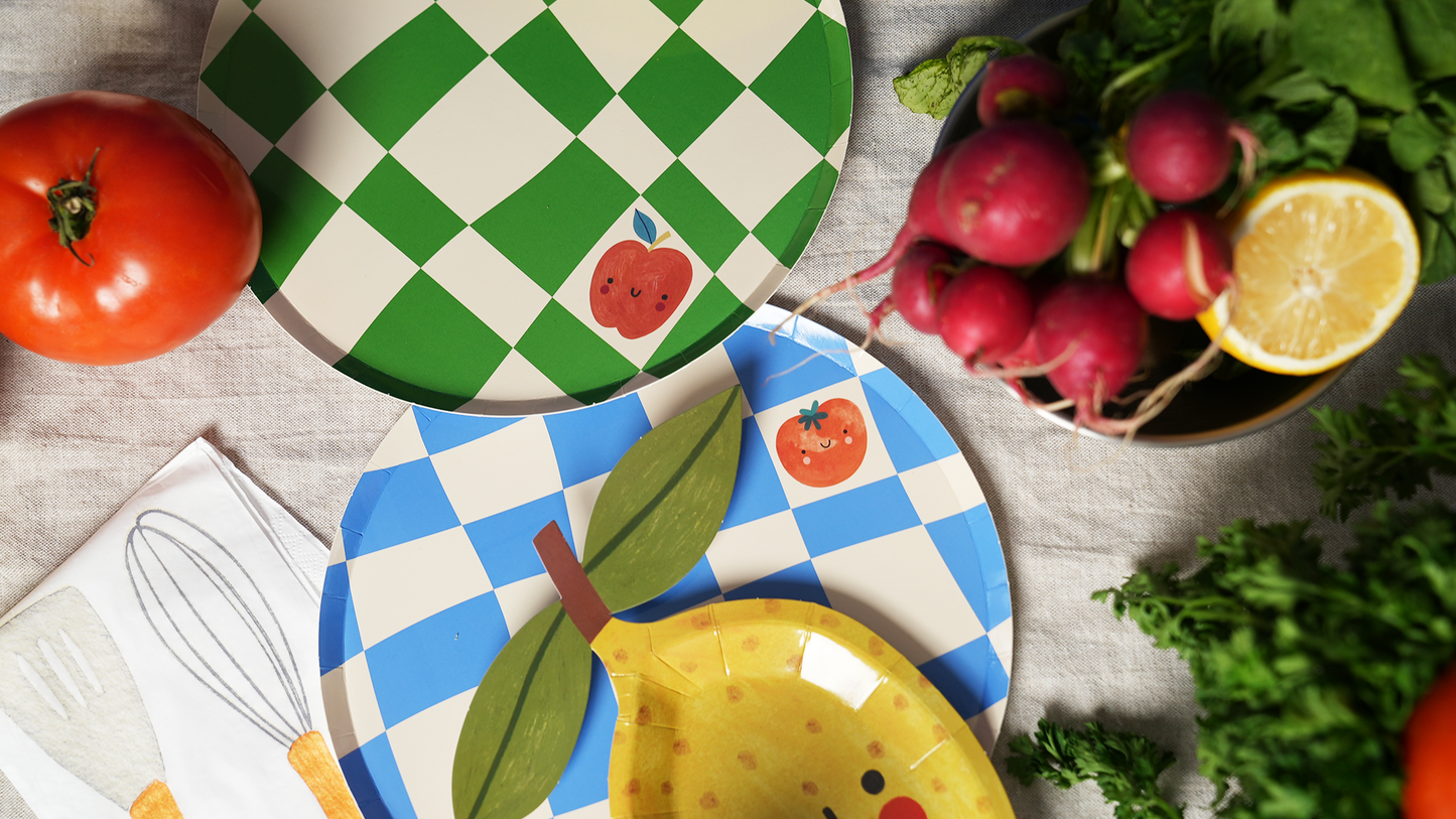POP Party Supplies, LLC - Checkered Dinner Paper Plates (x12) - Little Chef Collection
